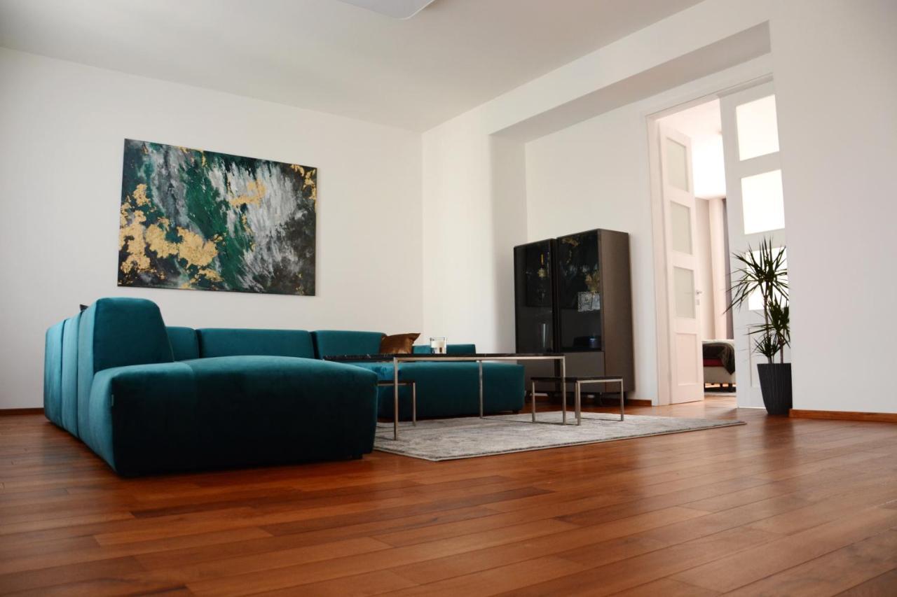 Premium Apartment Near Banska Bystrica Square With Two Big Bedrooms Экстерьер фото