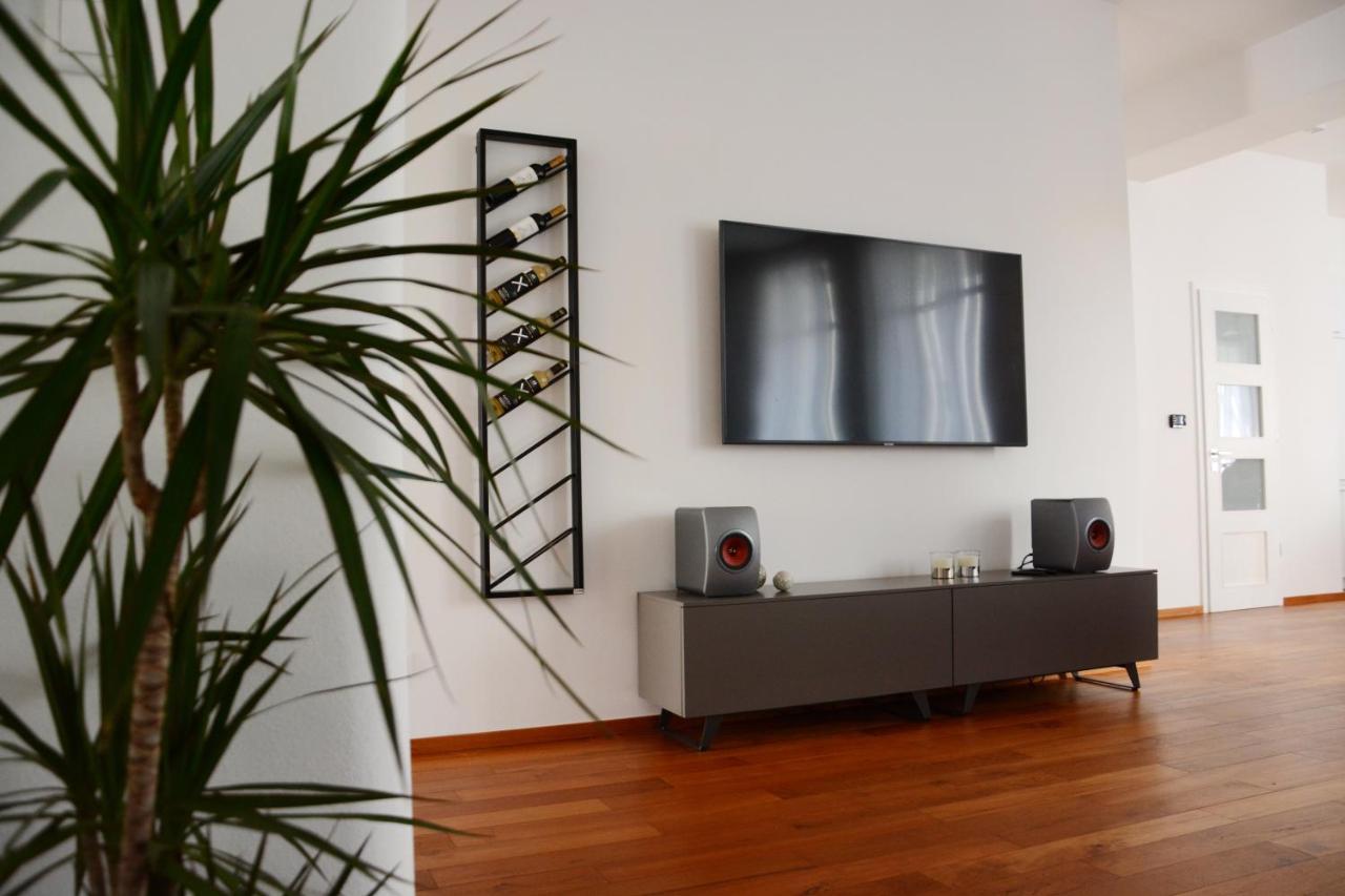 Premium Apartment Near Banska Bystrica Square With Two Big Bedrooms Экстерьер фото