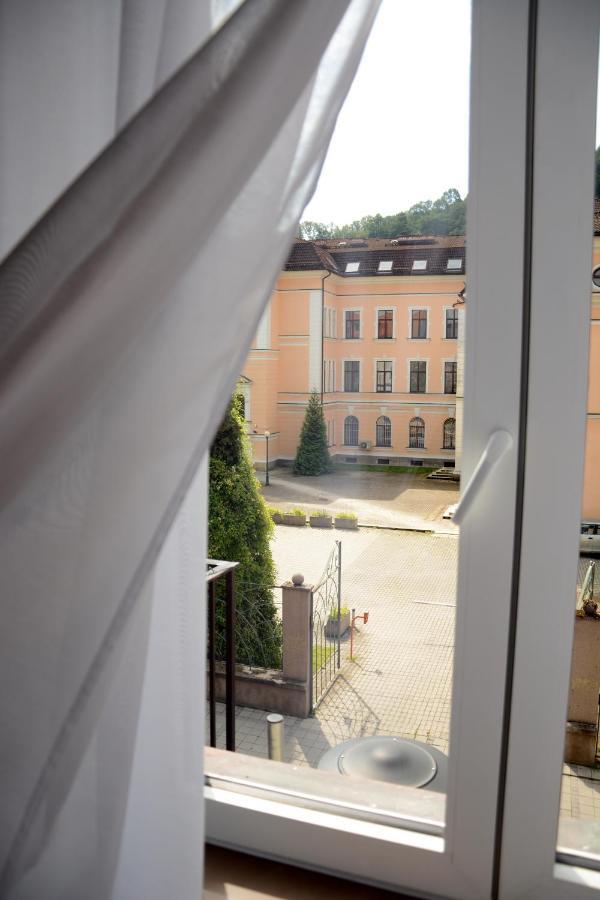 Premium Apartment Near Banska Bystrica Square With Two Big Bedrooms Экстерьер фото